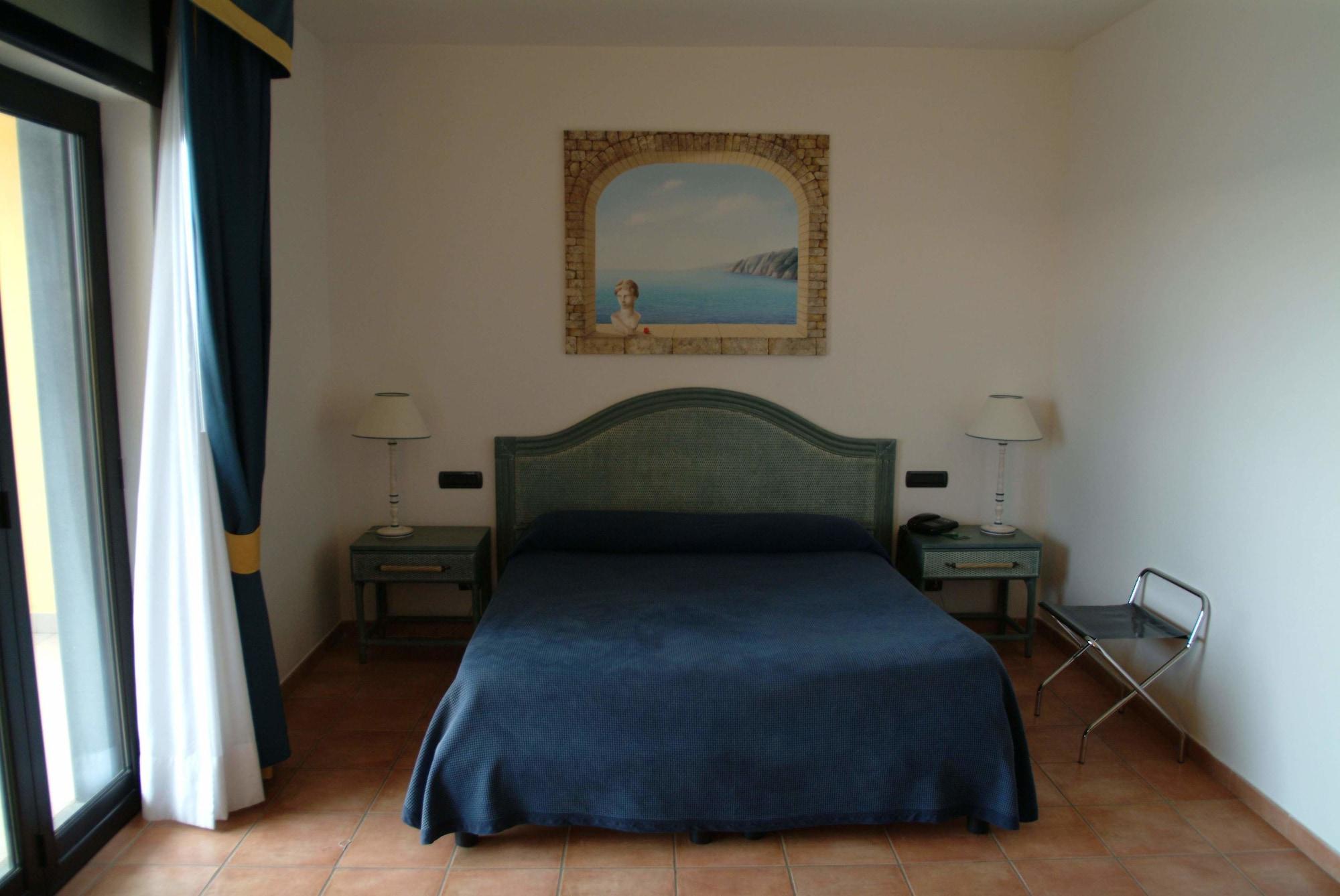 Hotel Club Sabbiadoro Battipaglia Exterior photo
